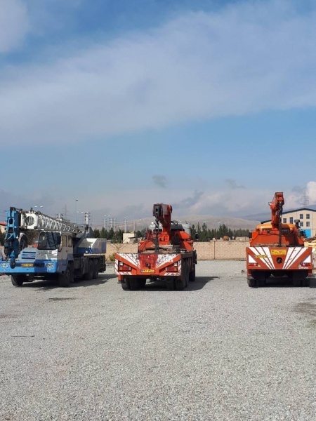 خدمات جرثقیل سبک و سنگین
