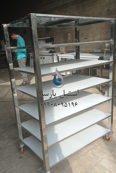 قفسه استیل