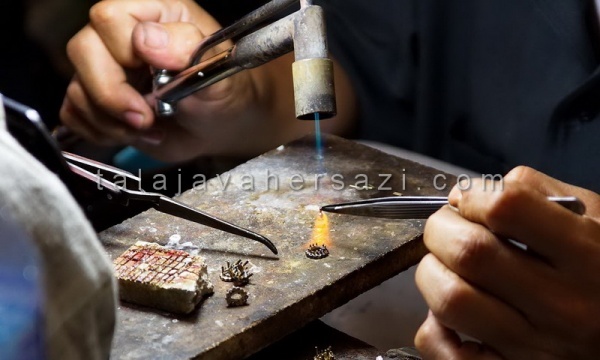 طراحی طلا و جواهر